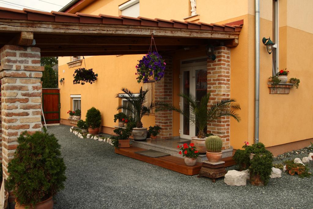 La Villa Pergola Szentgotthárd Zewnętrze zdjęcie